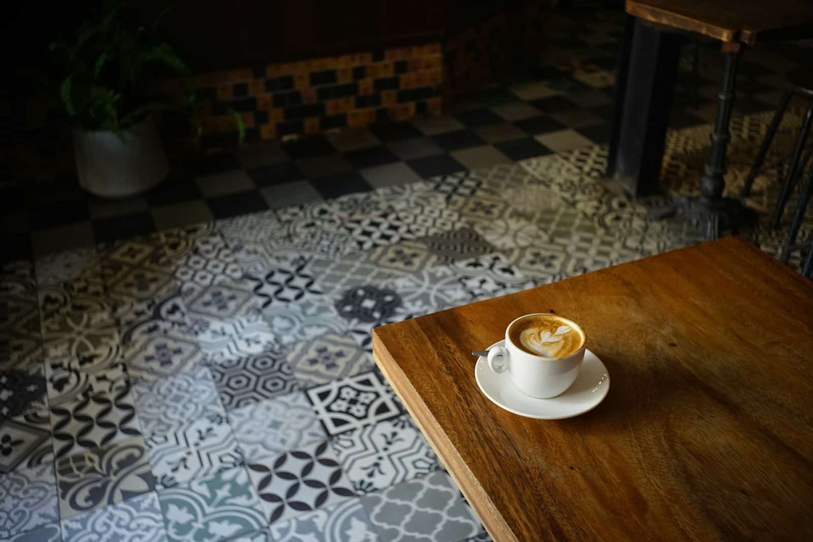 Cafe Interior Trends with Ceramic Tiles